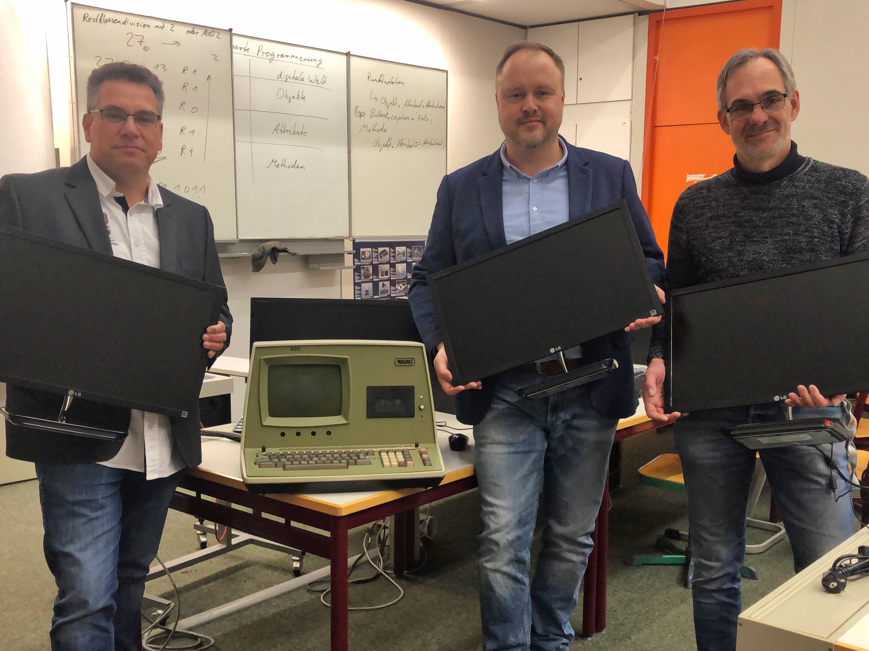 2b Projekte Monitorspende 2020
